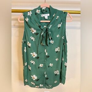 Rachel Zoe Women’s green sleeveless floral blouse